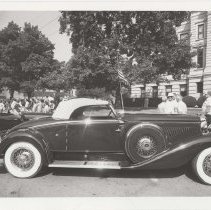 Duesenberg Model J-534 in downtown Auburn