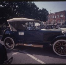 1916 Auburn in downtown Auburn
