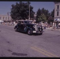 1934 Auburn Phaeton in the Parade of Classics