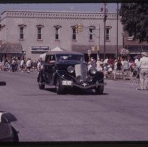1934 Auburn Phaeton in the Parade of Classics