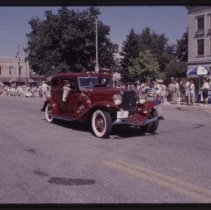 1933 Auburn Brougham in the Parade of Classics