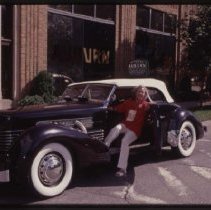 Cord 810-12 Cabriolet in the front of the museum
