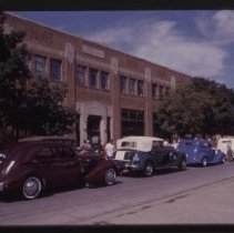 ACD Tour at the museum, with Cord 810-812 Sedan