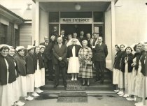Governor General Sir Norrie visits Waimate Hospital