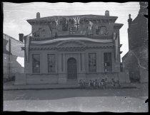 Coronation display at Bank of New Zealand