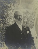 Mr Archibald Shearer