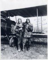 Douglas Fairbanks Jr., D.C. de Hart with biplane