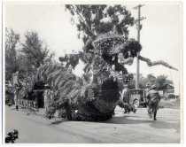Chinese dragon parade float, 1927