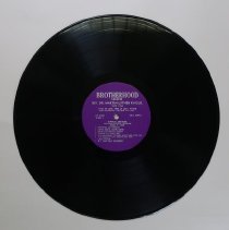 B2022.07.25a Phonograph record