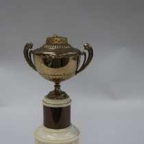 B2000.04.08 Trophy