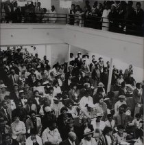 B2000.05.25 Photograph