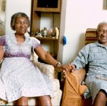 B2004.01.14b Photograph