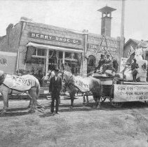 Berry Shoe Co. Parade Float
