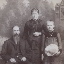 John Brodie Gardner, Mary Slack Cropley Gardner, daughter Edna Gardner.