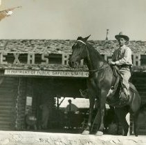 Dub Naylor on horseback 1936