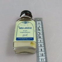 Triple Sulphomamide Medicine Bottle