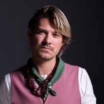 Taylor Hanson Close Up