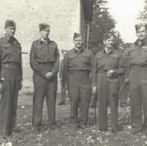 5 Officers, 1940