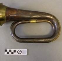 1960.006.001a (Left side)