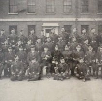 2019.001.039 (Close up of image in glass)