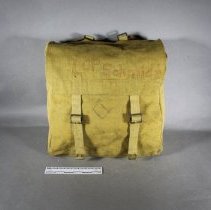 Large pack, front view