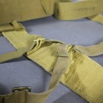 Waistbelt, brace buckle detail