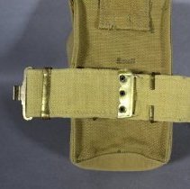 Waistbelt, front buckle, right side detail, reverse