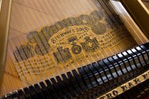 Steinway label
