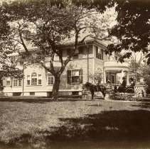 E. Alice Austen, [Mrs. Richards & Junius in front of House], ca. 1896