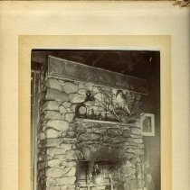 E. Alice Austen, [Fireplace in room: Catskills], 1899