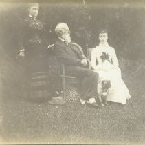 Peter Austen, [Mary Müller, John Austen, Punch, and Alice Austen], ca. 1885