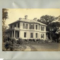 E. Alice Austen, House, Presquile back, 1888