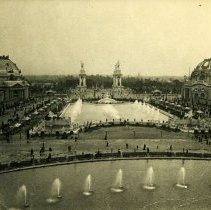 E. Alice Austen, [The Pan American Exposition], 1901