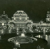 E. Alice Austen, [Pan American Expo at Night], 1901.