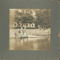 Hotel Monte Ne and pier c. 1910s