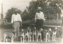 Men with fox hounds