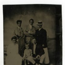 Ffp791 Group Tintype Of Family Including Caroline