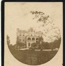 Warden Family Winter Residence