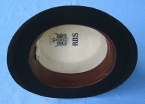 Top Hat, inside