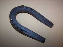 Muleshoe with intact nails