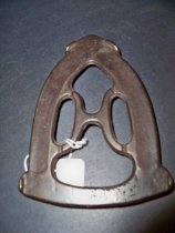 Trivet, Ironing