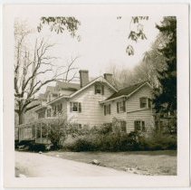 F85.26.12a: northwest view