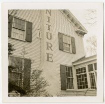 F85.26.37D: west view