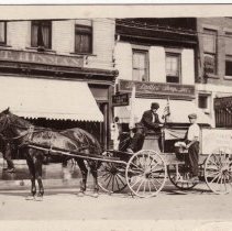 Market St., west side, horse, wagon. W.T. Hinman's Store