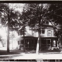 6 Leroy St., house