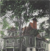 Dewey Residence N3382-front