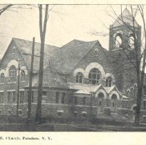 Methodist Church Bw Angled View-front
