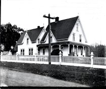 Exterior of Kent home, Little River, built 1879.