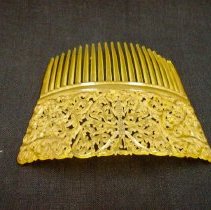 Comb
