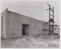 Black and white photograph of construction